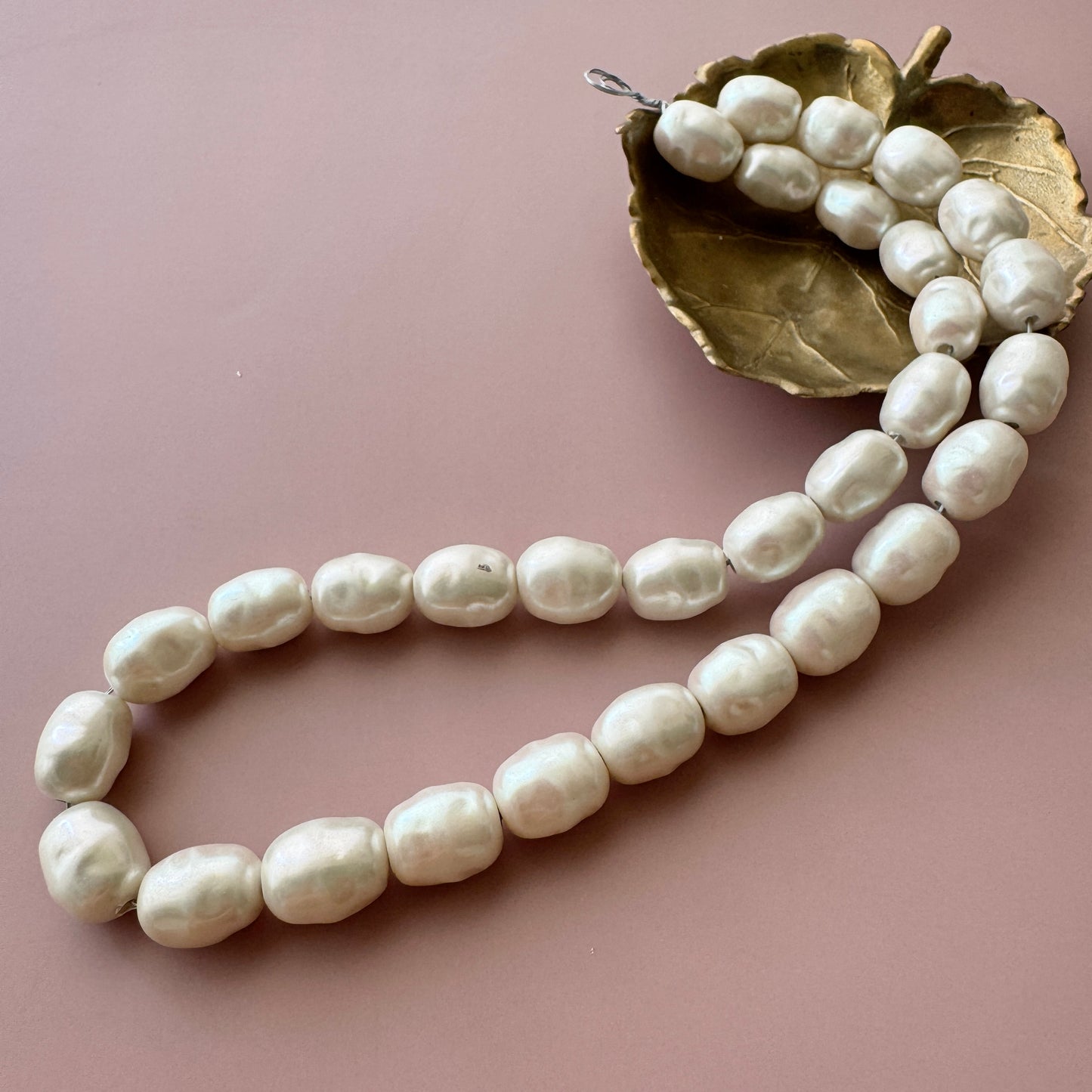 Japan Vintage Glass Baroque Pearl Oval White 13x10mm【1strand】