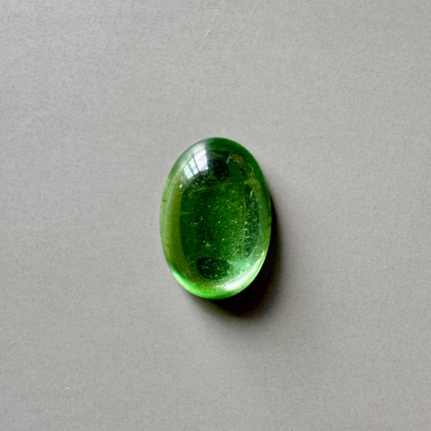 Czech Vintage Glass Cabochon Oval Peridot 14×10mm