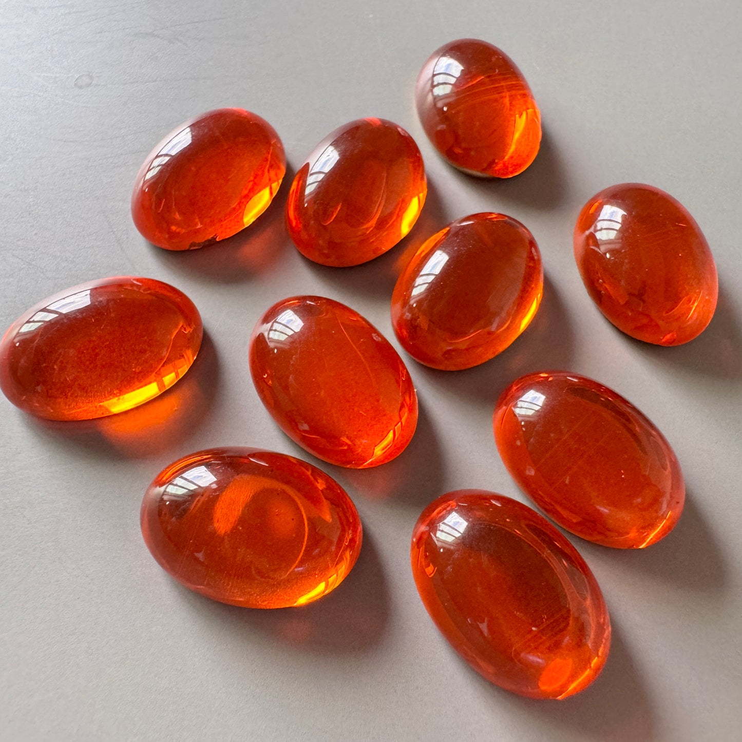 Czech Vintage Glass Cabochon Oval Hyacinth 14×10mm