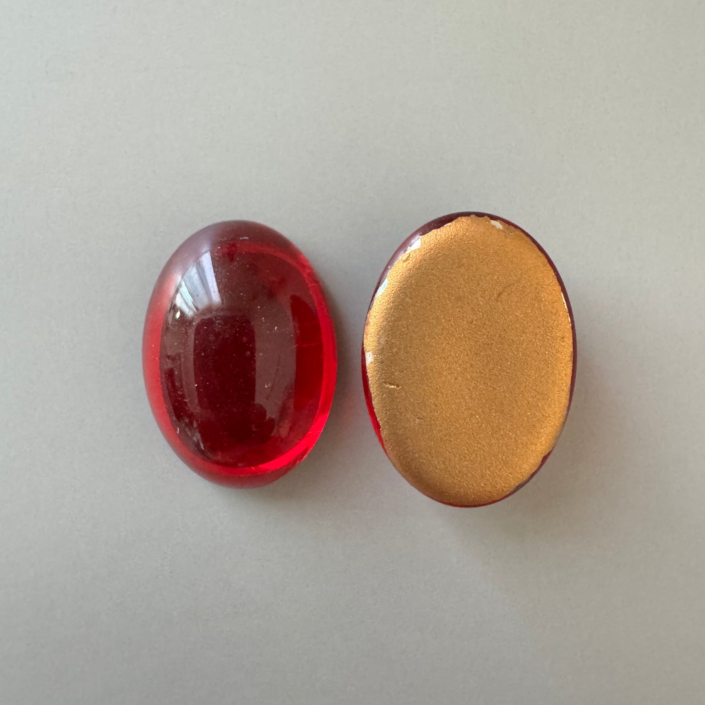 Czech Vintage Glass Cabochon Oval Ruby 18×13mm