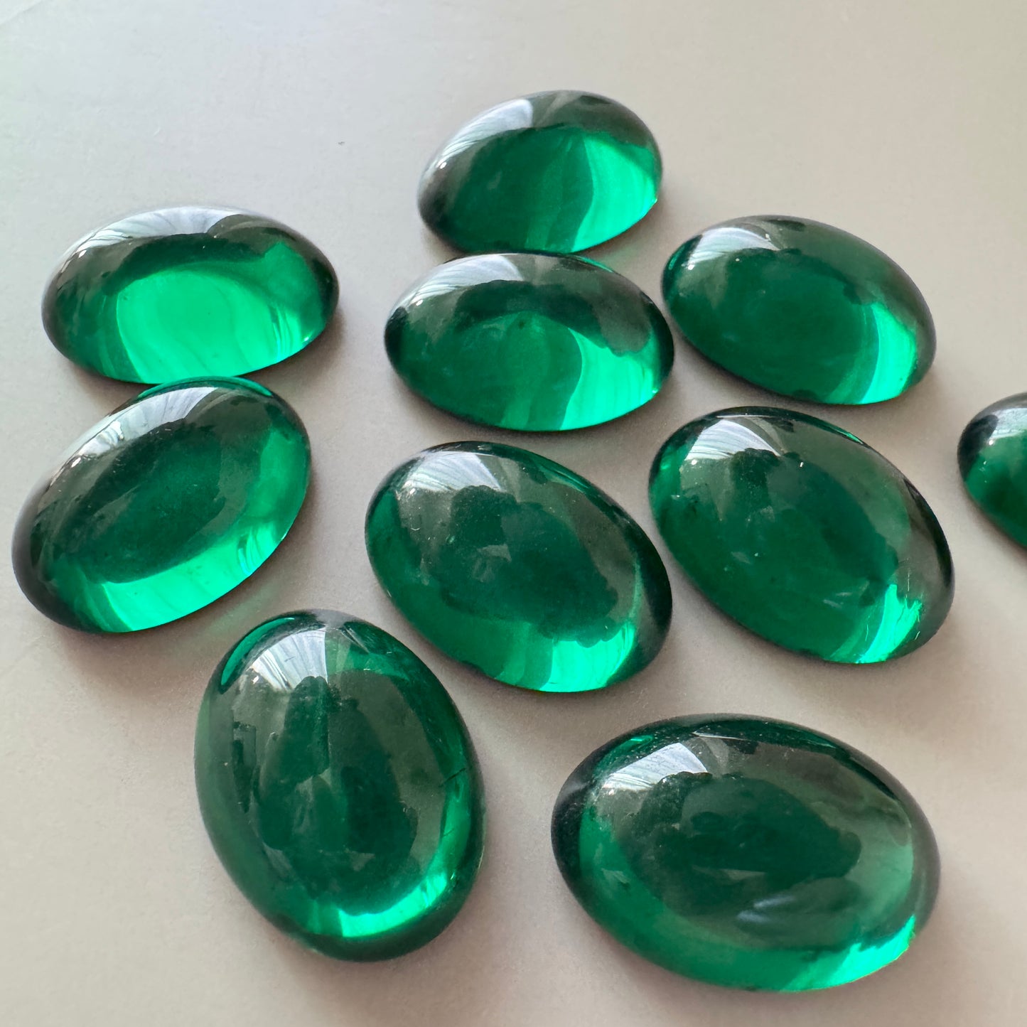 Czech Vintage Glass Cabochon Oval Emerald 18×13mm