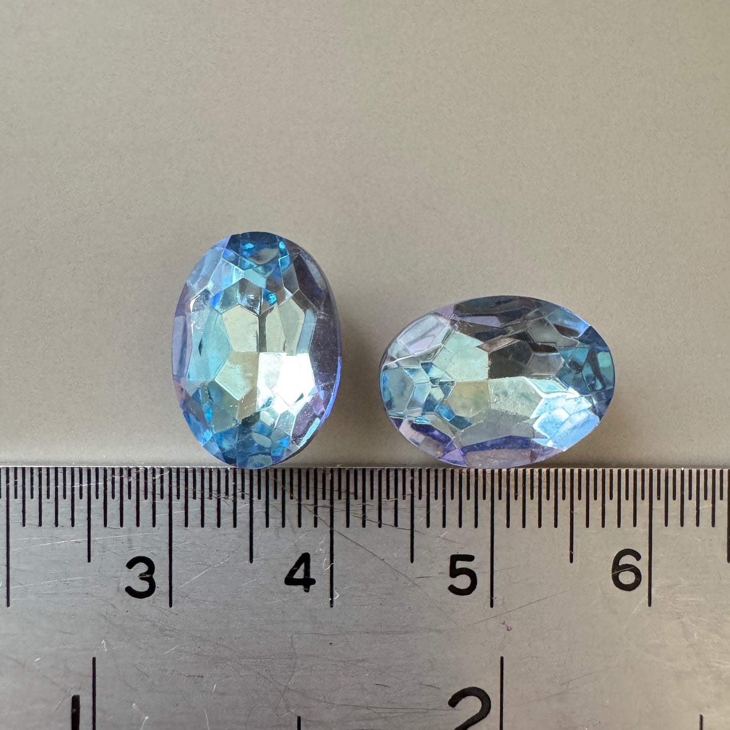 Czech Vintage Glass Stone Vitrail Light Oval 14×10mm