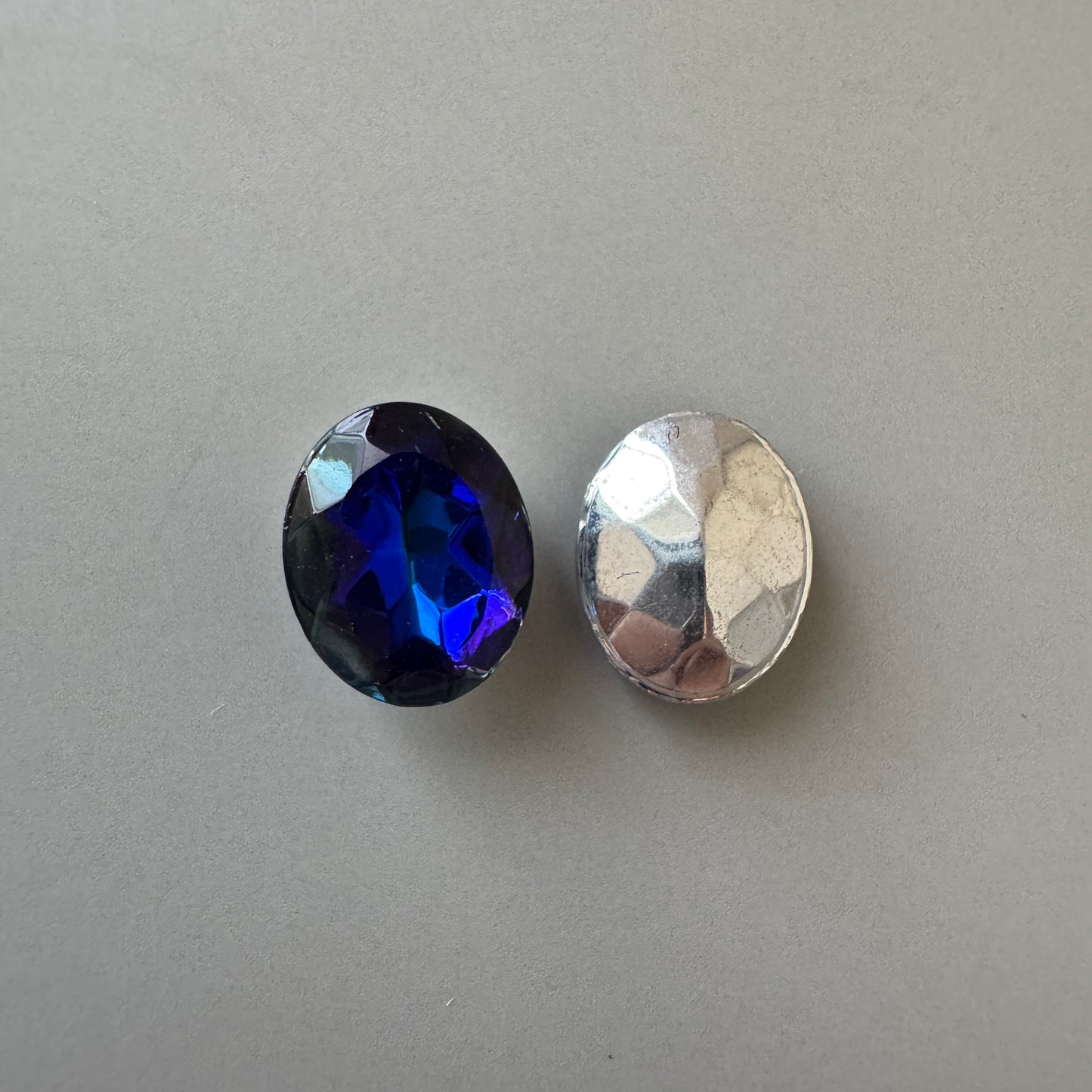 Czech Vintage Glass Stone Bermuda Blue Oval 10×8mm【2pcs】
