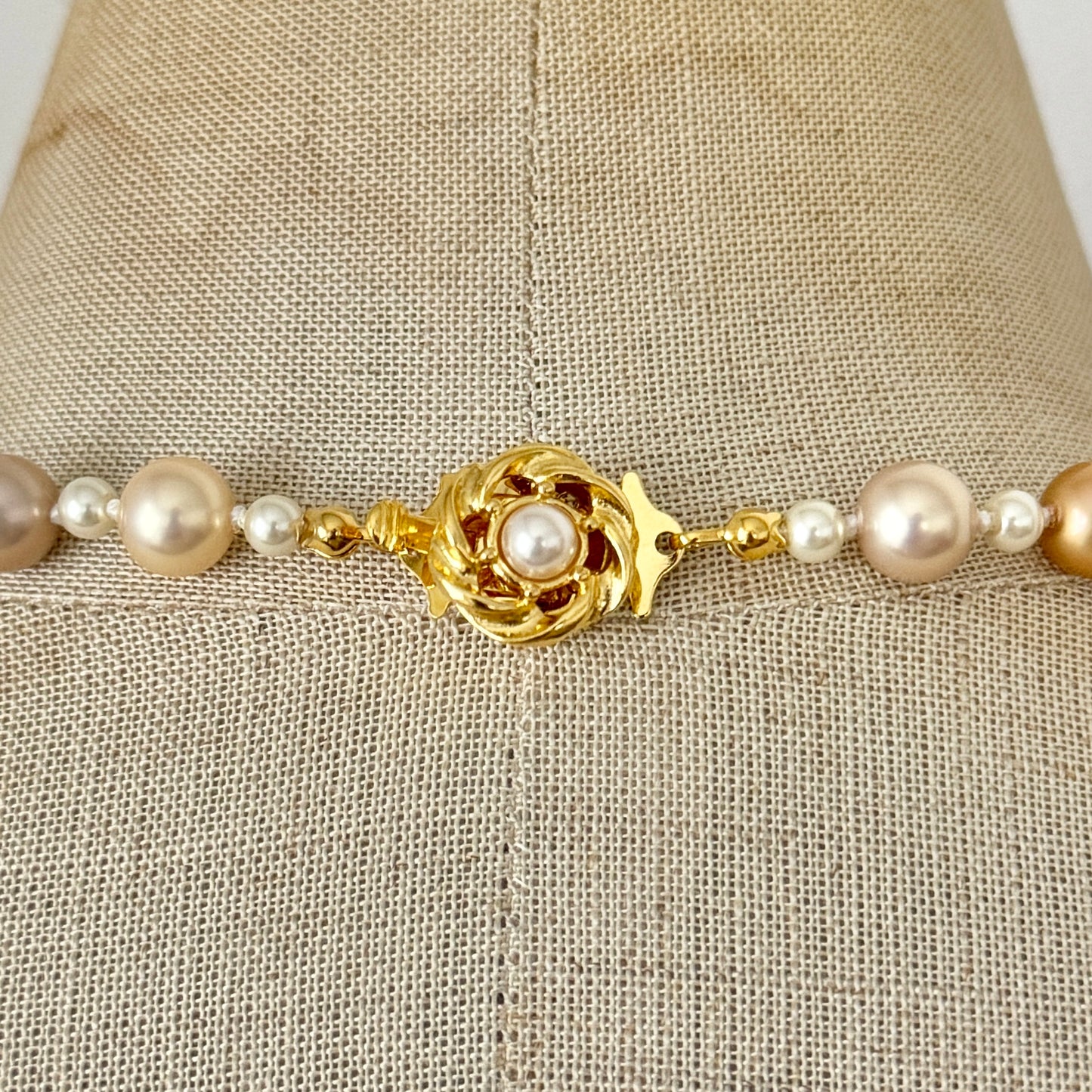【Made in Japan 】Glass Pearl Necklace Cream/Beige mix Princess 42cm