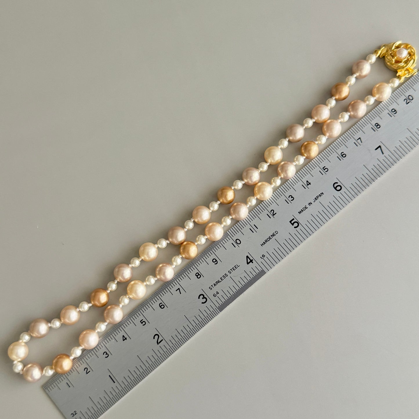 【Made in Japan 】Glass Pearl Necklace Cream/Beige mix Princess 42cm
