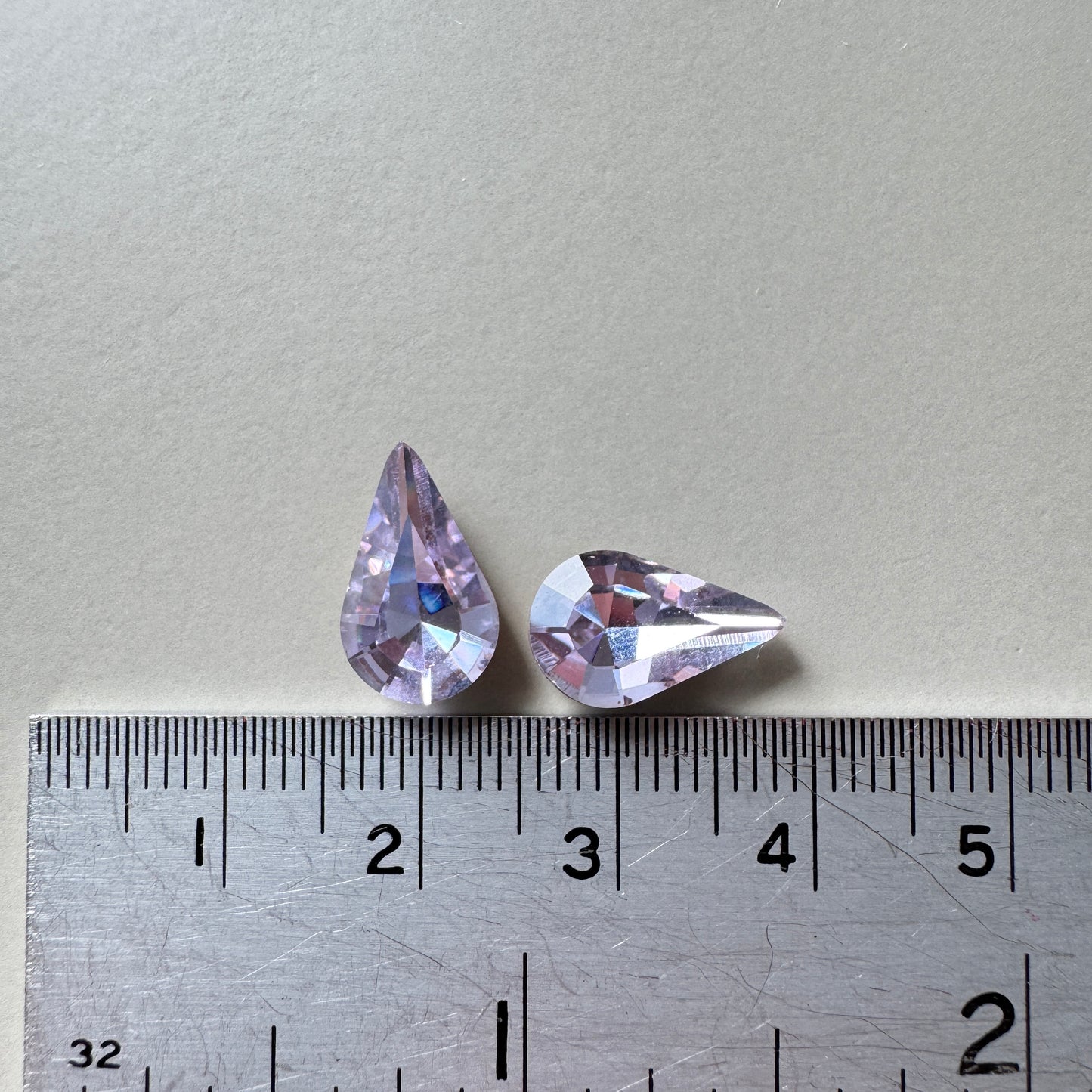 Vintage Swarovski Art.4306 Alexandrite Pearshape 13×7.8mm【2pcs】