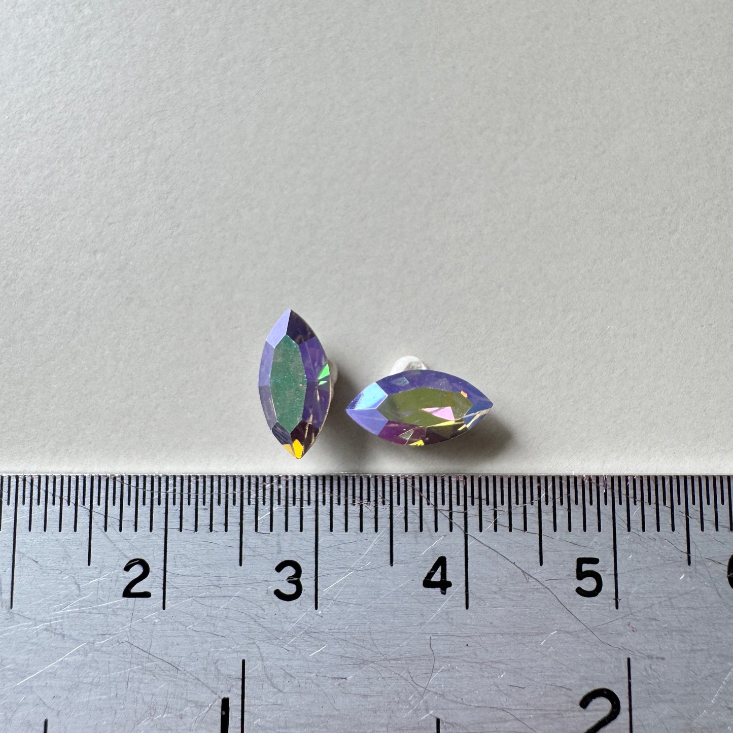 Vintage Swarovski ART #4200 Navette 10x5mm AB Starlight【2 pcs】