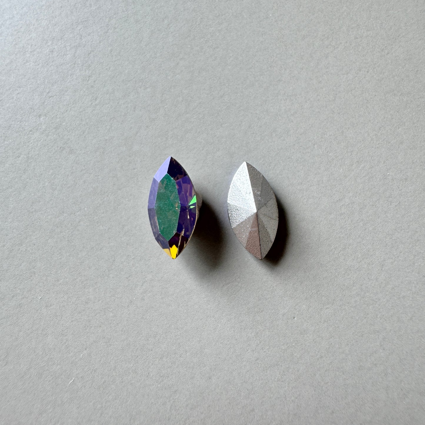 Vintage Swarovski ART #4200 Navette 10x5mm AB Starlight【2 pcs】