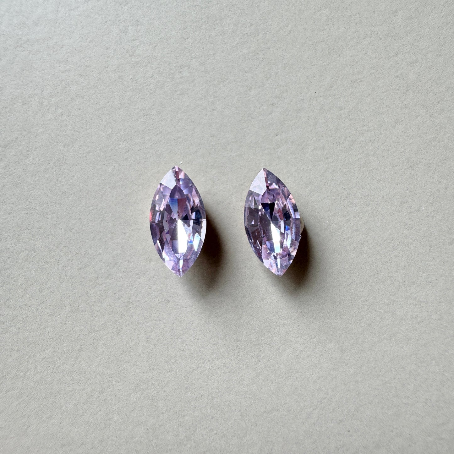 Vintage Swarovski ART #4206 Navette Alexandrite 10x5mm【2 pcs】
