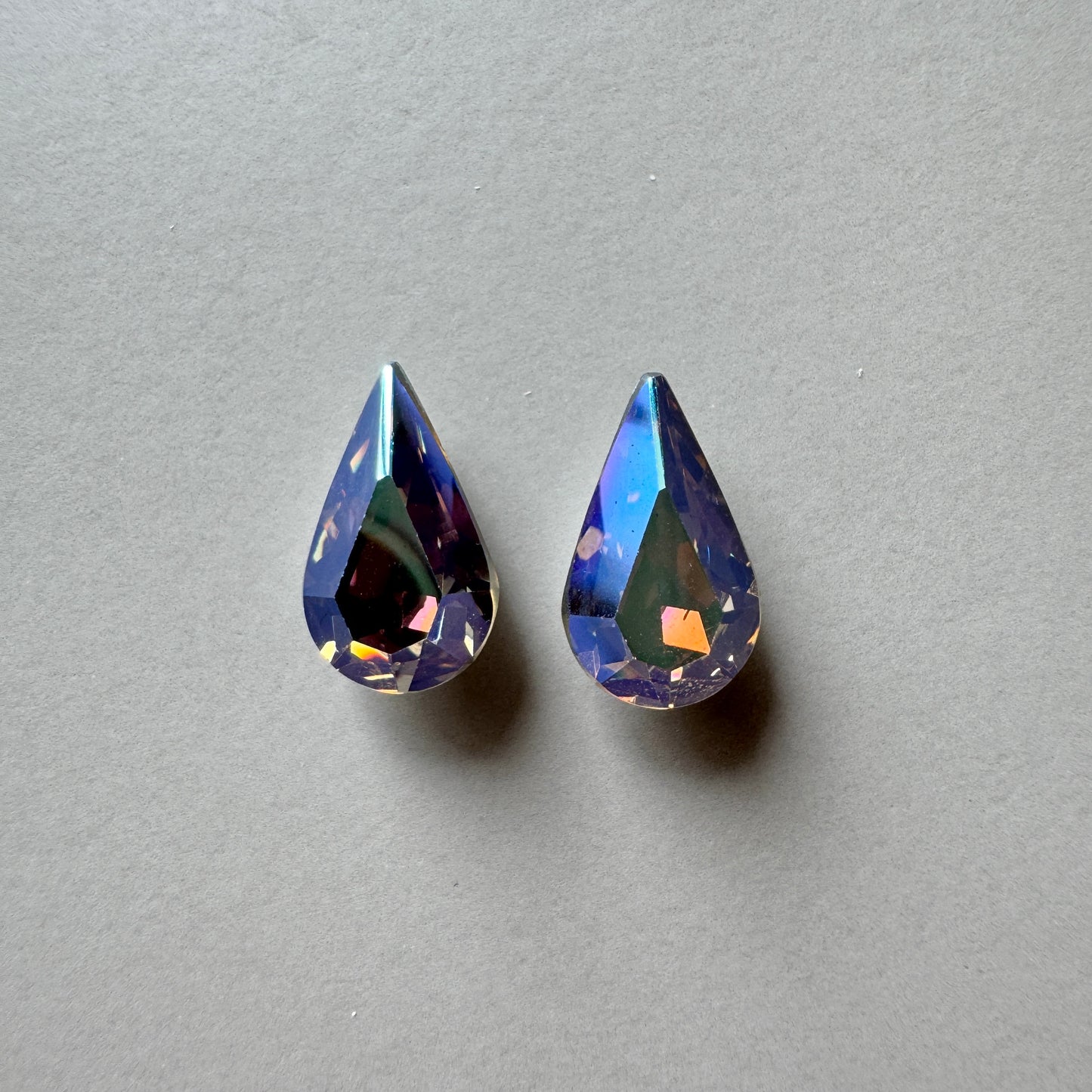 Vintage Swarovski Art #1300 Pearshape 13x7.8mm AB Starlight【2 pcs】