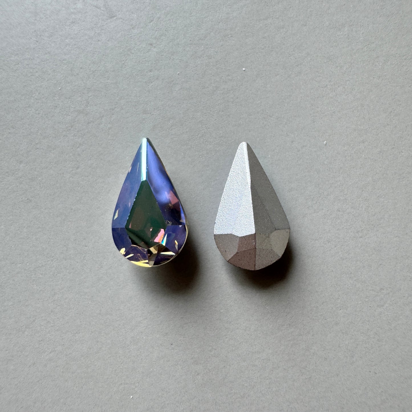 Vintage Swarovski Art #1300 Pearshape 13x7.8mm AB Starlight【2 pcs】