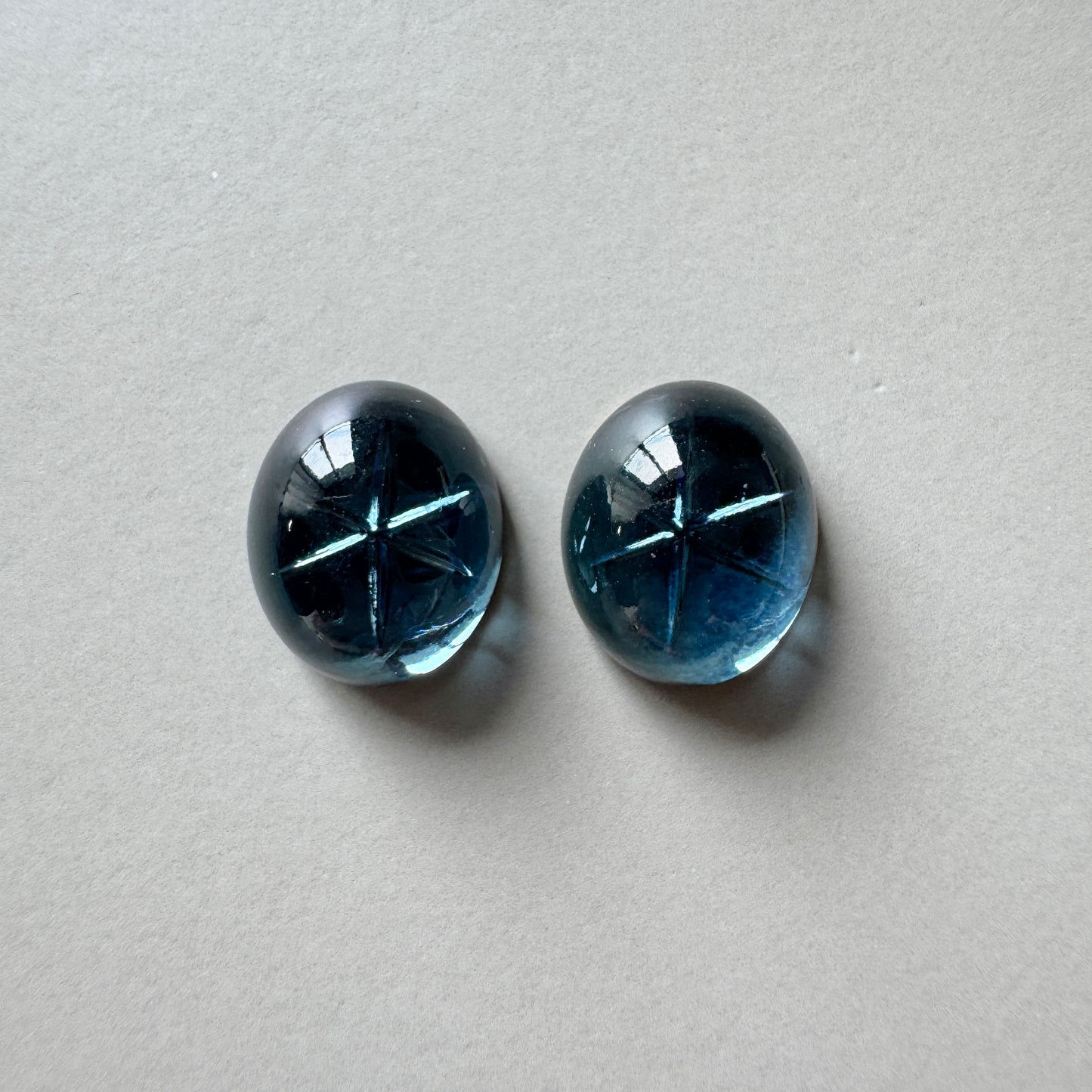 Vintage Swarovski #2191 Montana Blue Lindy Star Cabochon 12x10mm【2 pcs】