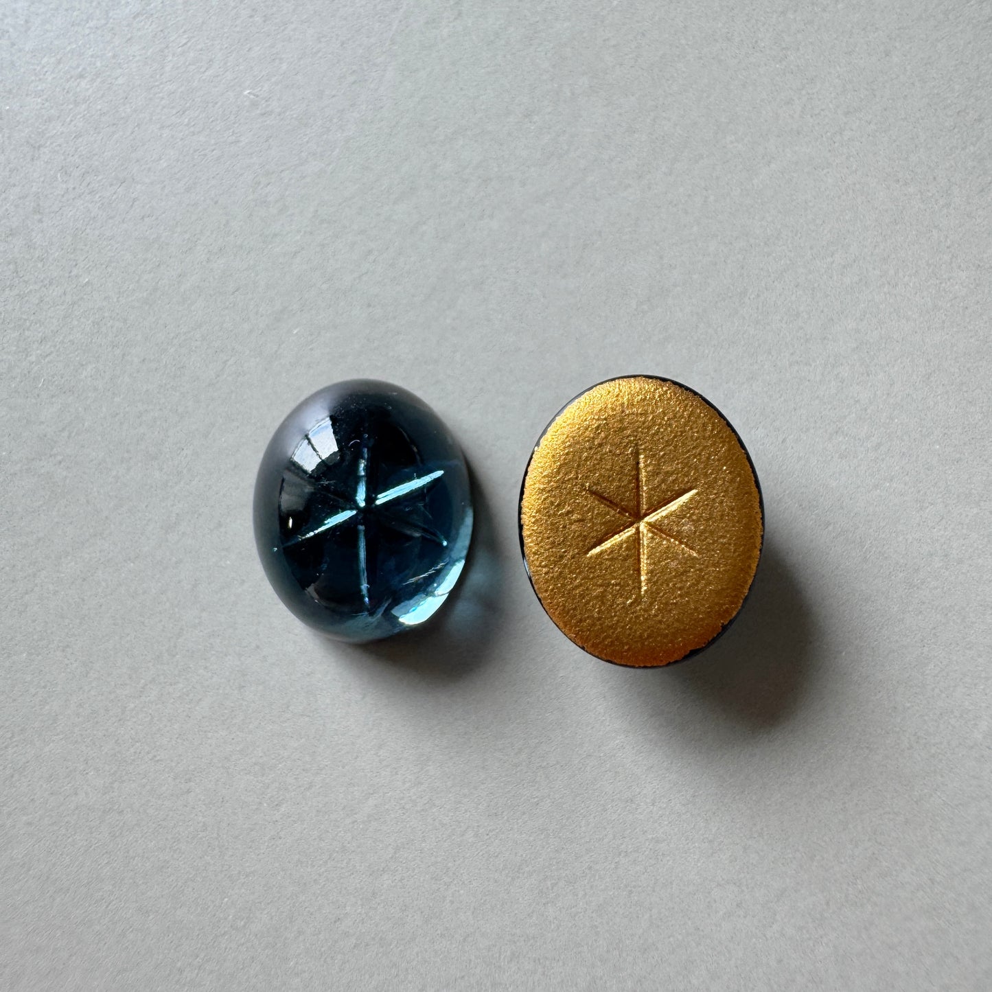 Vintage Swarovski #2191 Montana Blue Lindy Star Cabochon 12x10mm【2 pcs】