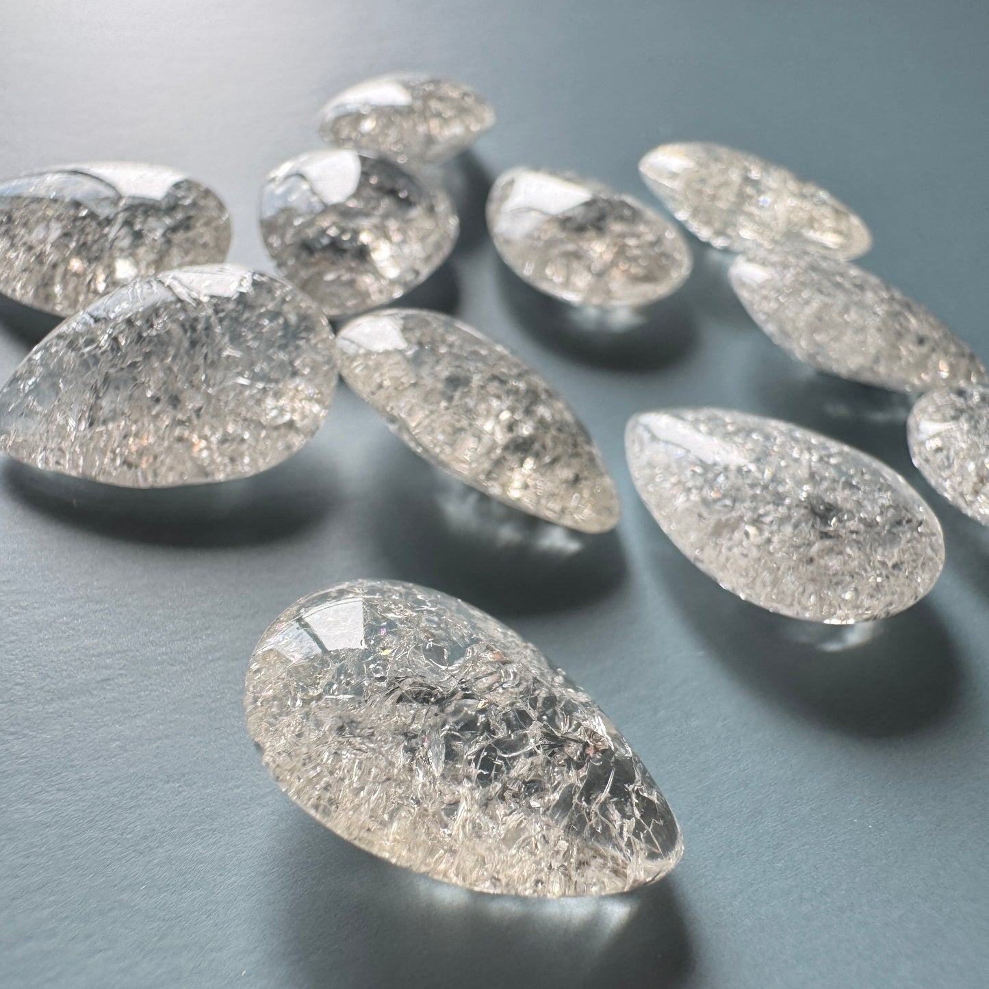 W.Germany Vintage Glass Stone Crackle Crystal Pearshape 18x13mm
