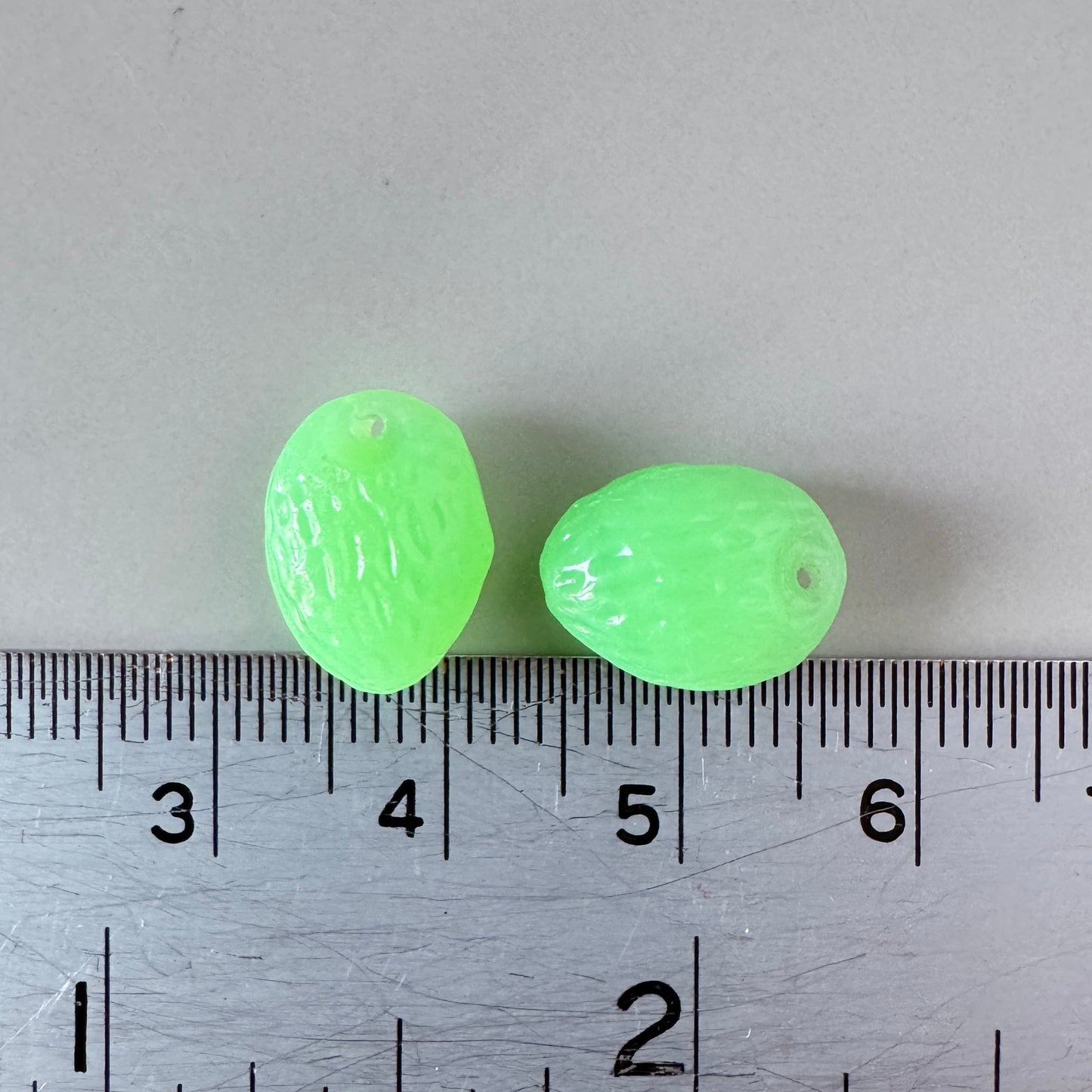 Czech Pressed Vaseline Fruits Beads 12x9mm【2 pcs】