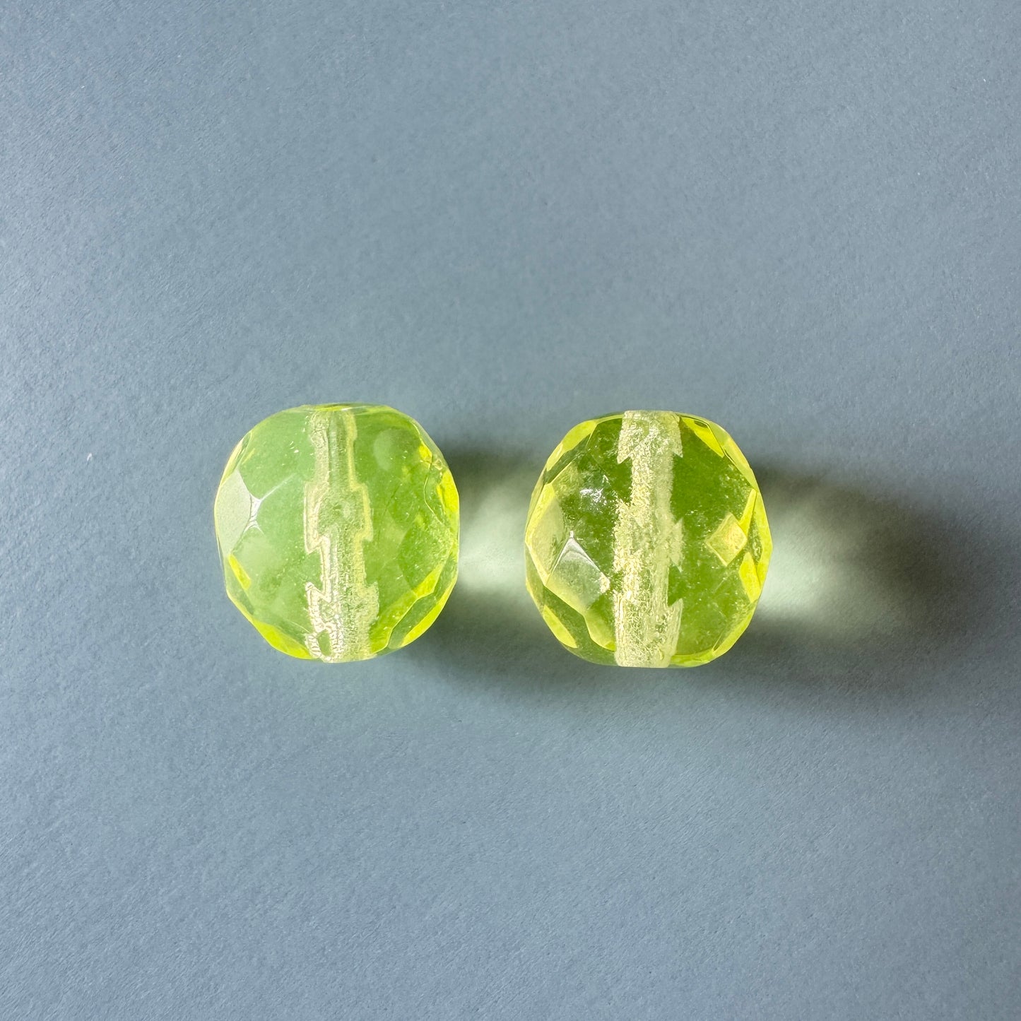 Czech Fire Polished Faceted Round Vaseline Beads 10mm【2 pcs】