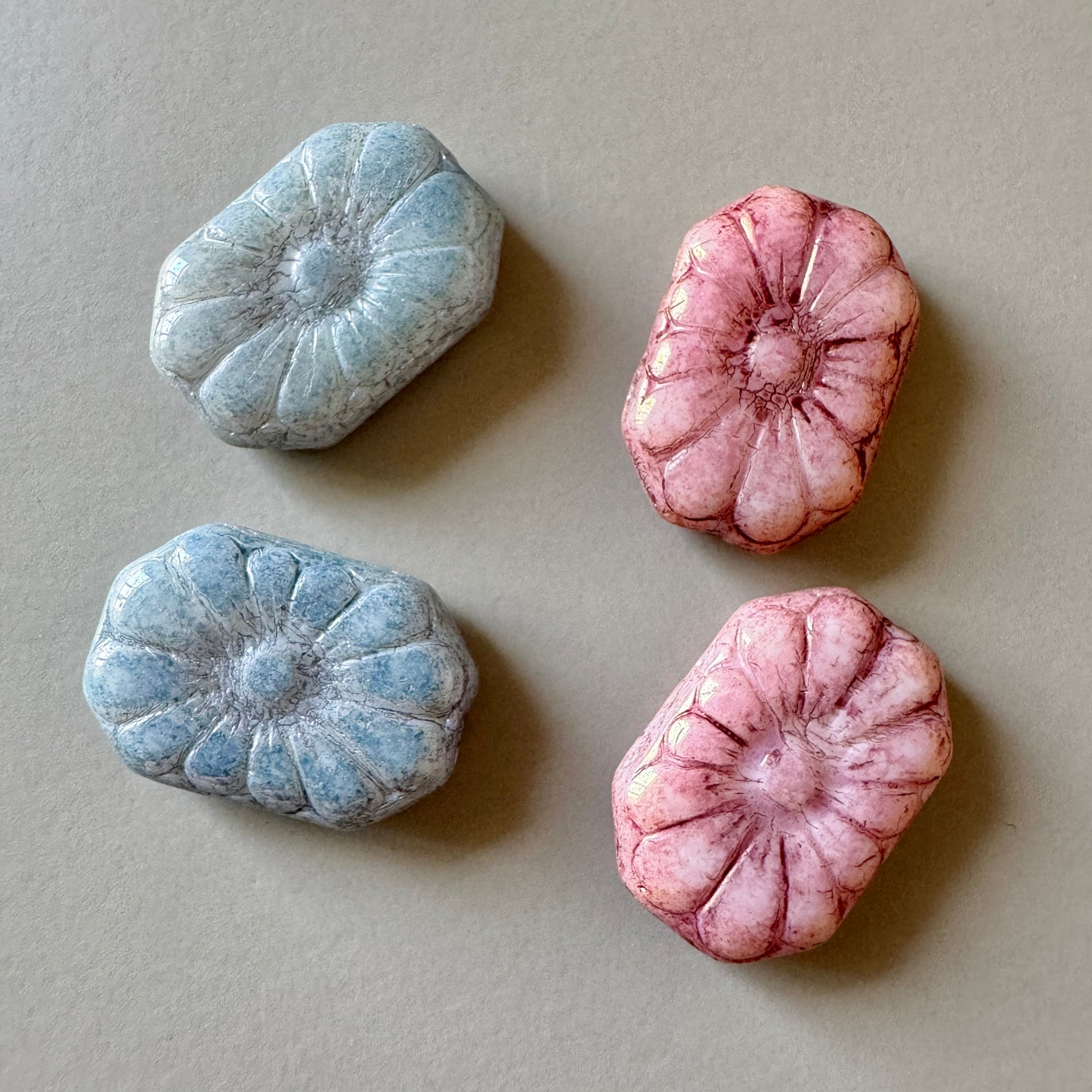 Czech Pressed Glass Beads Rectangle Flower 19x13mm【2 pcs】