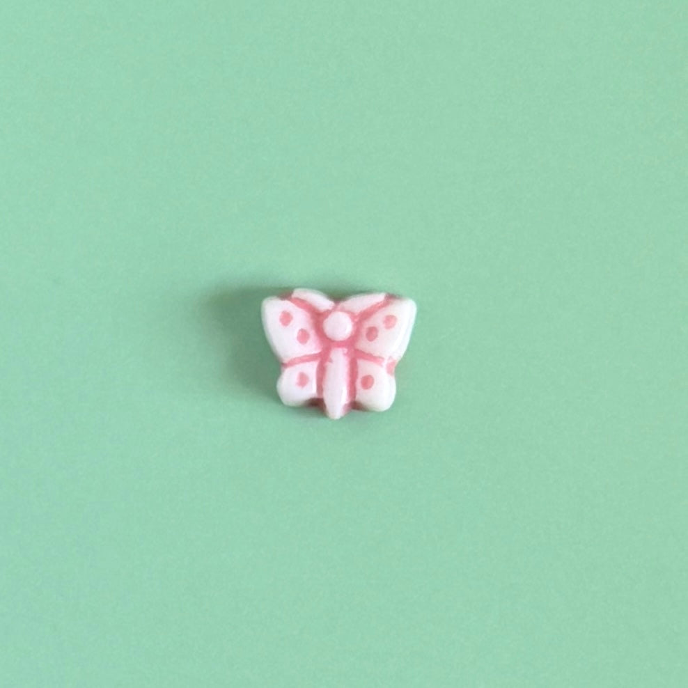 Vintage Plastic Small Pink Butterfly 7×8mm