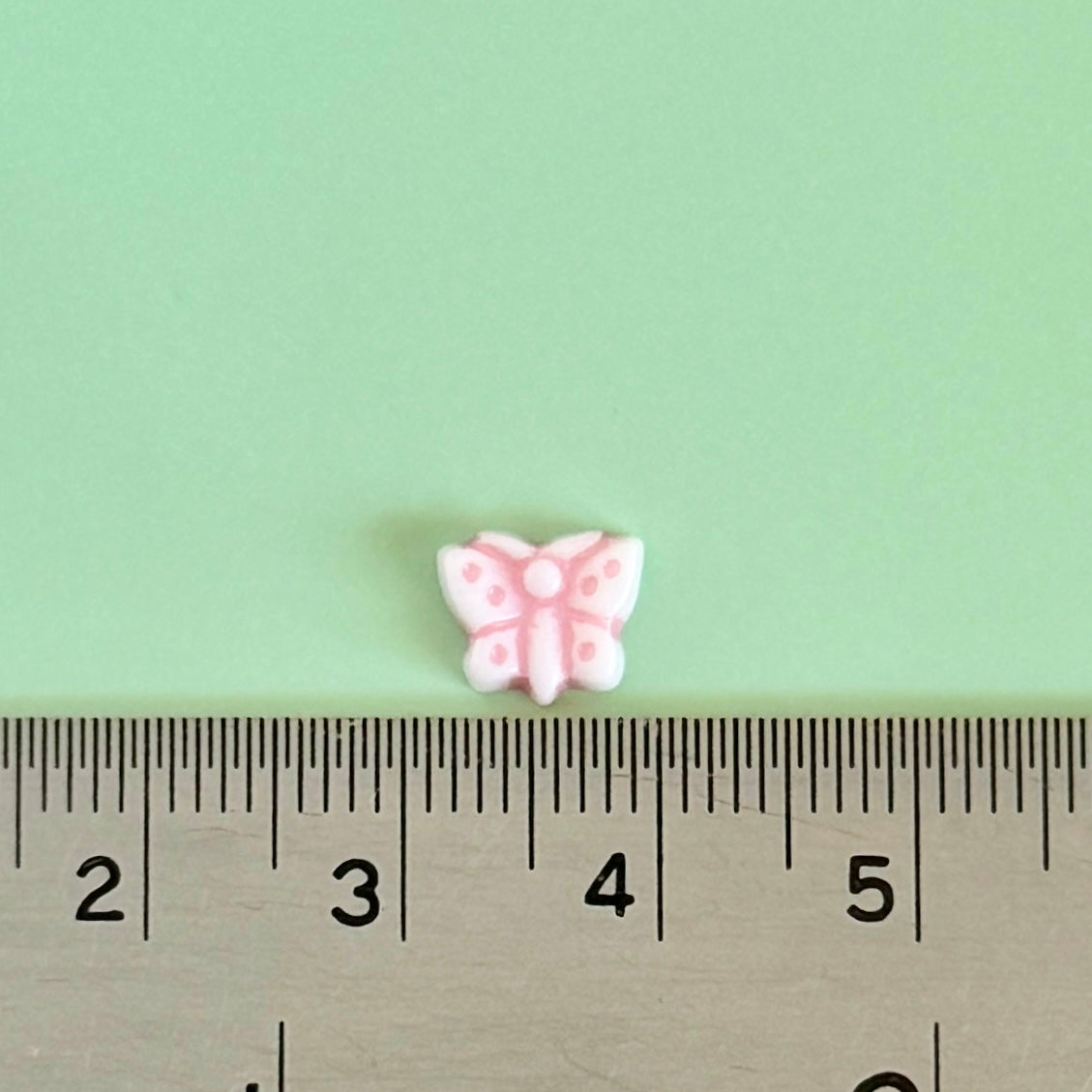 Vintage Plastic Small Pink Butterfly 7×8mm