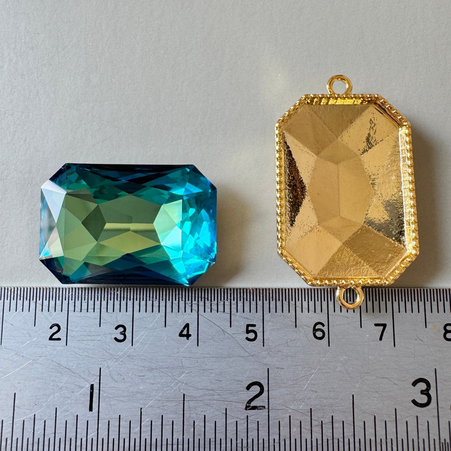 Swarovski ART #4627 Thin Octagon Fancy Stone Crystal Bermuda Blue 27×18.5mm【with Setting】
