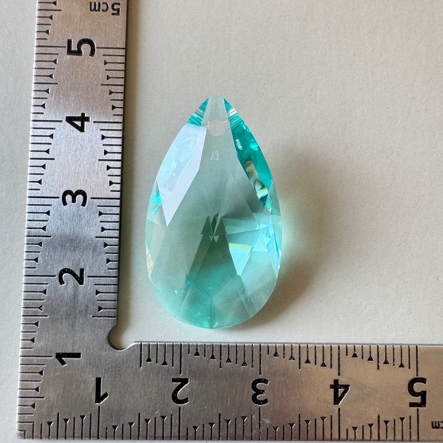 Swarovski ART #8721 Pear Shape Antique Green 28×17mm【1 pc】