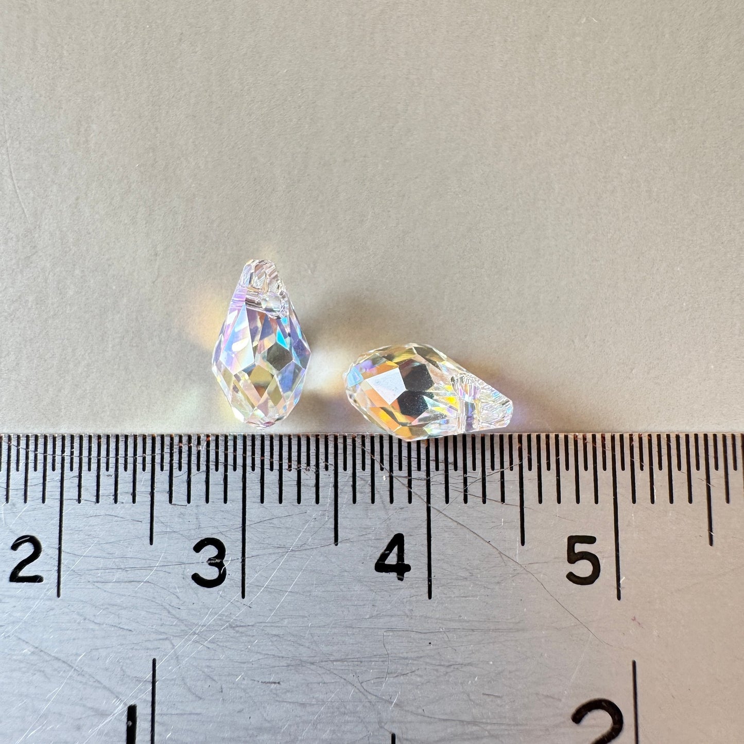 Swarovski ART #6007 Small Briolette Pendant Crystal AB 9×5mm【2 pcs】