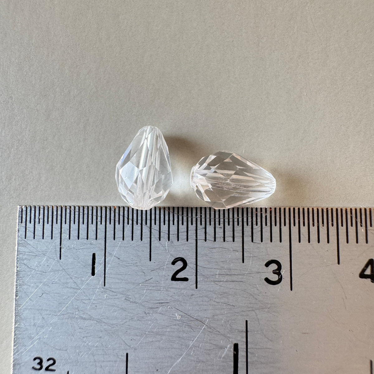 Swarovski ART #5500 Drop Bead Crystal 9×6mm【2 pcs】