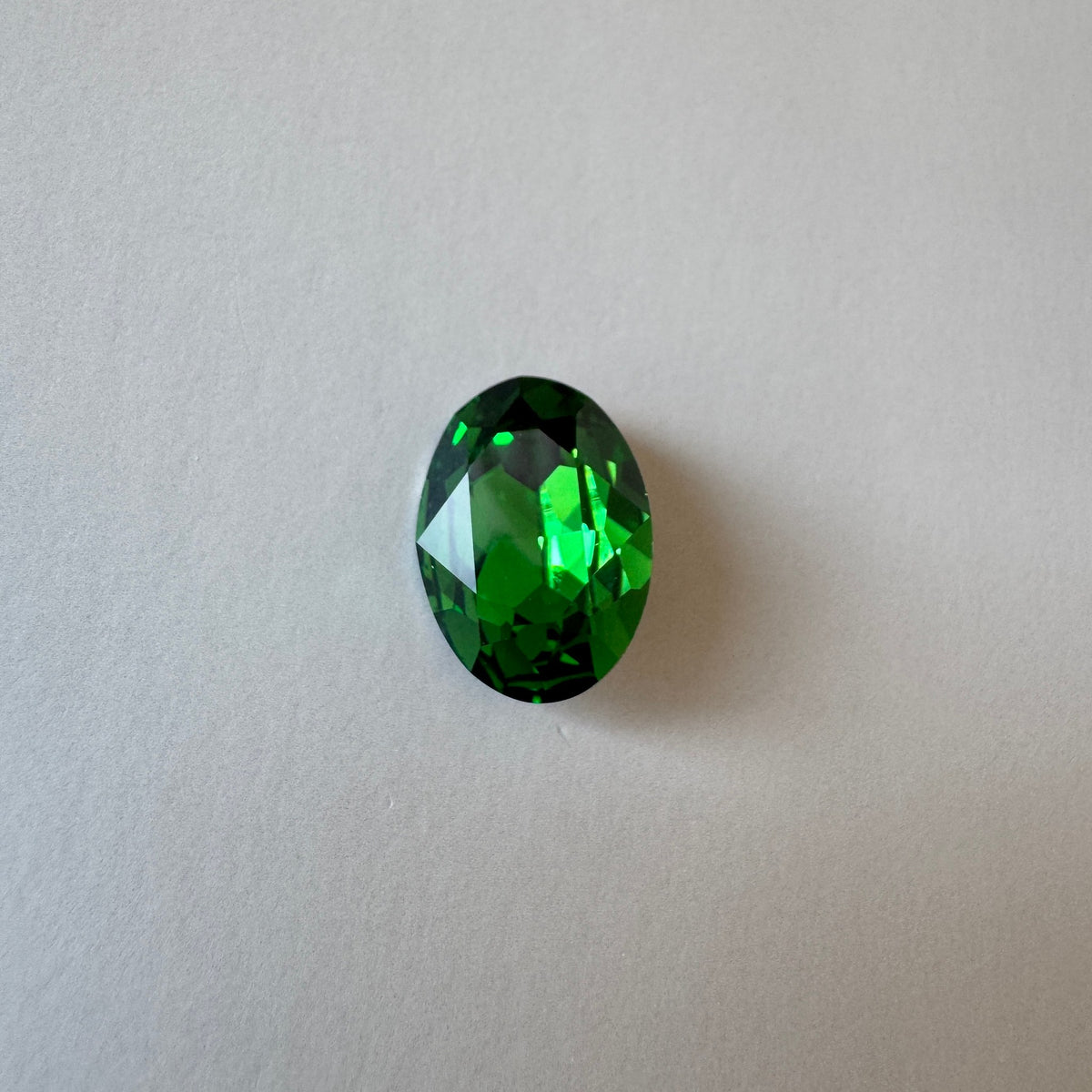 Swarovski ART #4120 Oval Fancy Stone Dark Moss Green / Foiled 18×13mm【1 pc】