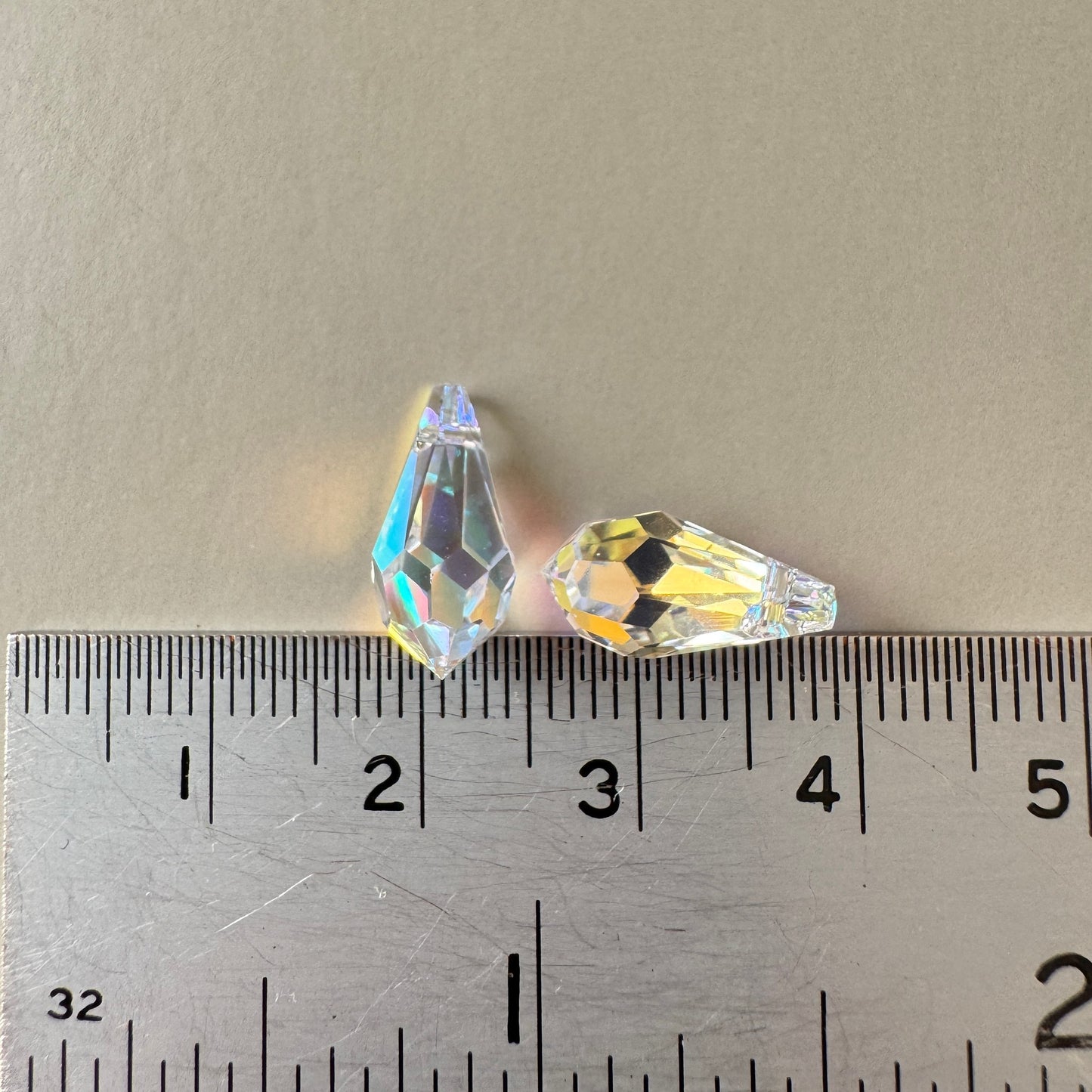 Swarovski ART #6000 Classic Drop Pendant Crystal AB 13×6.5mm【2 pcs】