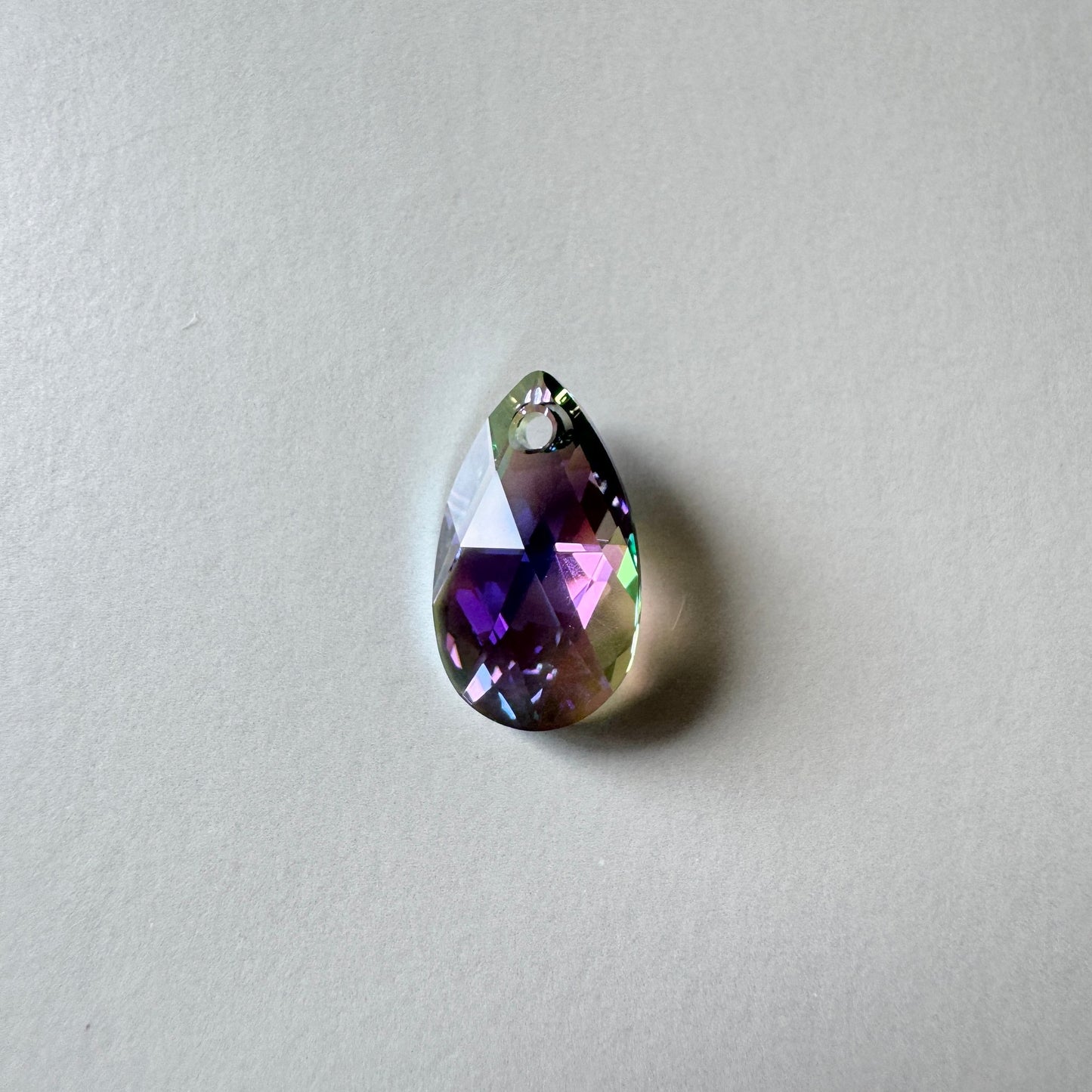 Swarovski ART #6106 Pear-shaped Pendant Crystal Paradise Shine 16mm【1 pc】