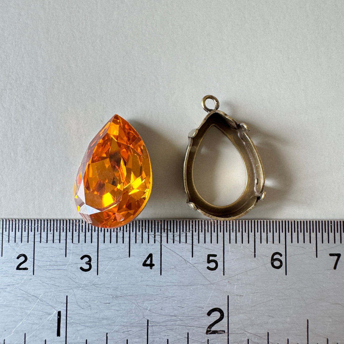 Special Set【Swarovski #4320 Topaz 18×13mm & Antique Gold Setting】26MX_323