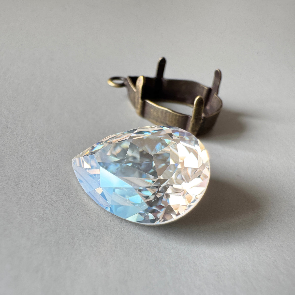 Special Set【Swarovski #4320 Crystal Moonlight 14×10mm & Antique Gold Setting】26MX_330