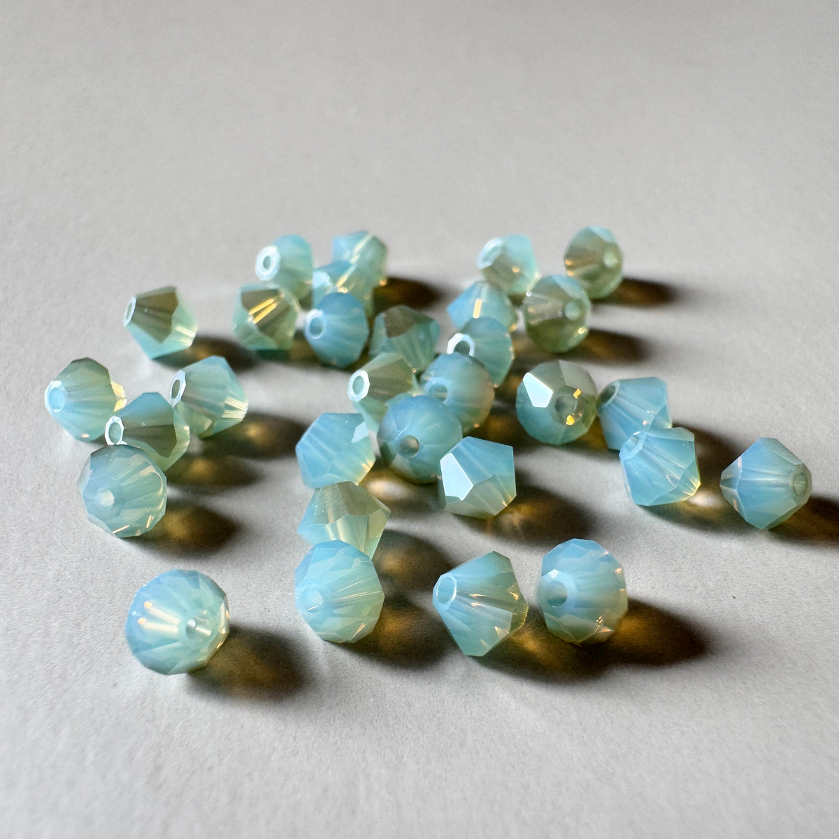 Special Set【Swarovski #5301 Pacific Opal Golden Shadow 4mm】26MX_344