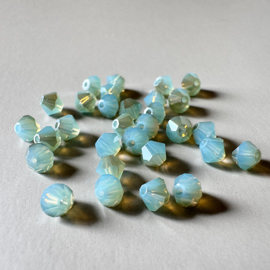 Special Set【Swarovski #5301 Pacific Opal Golden Shadow 4mm】26MX_344
