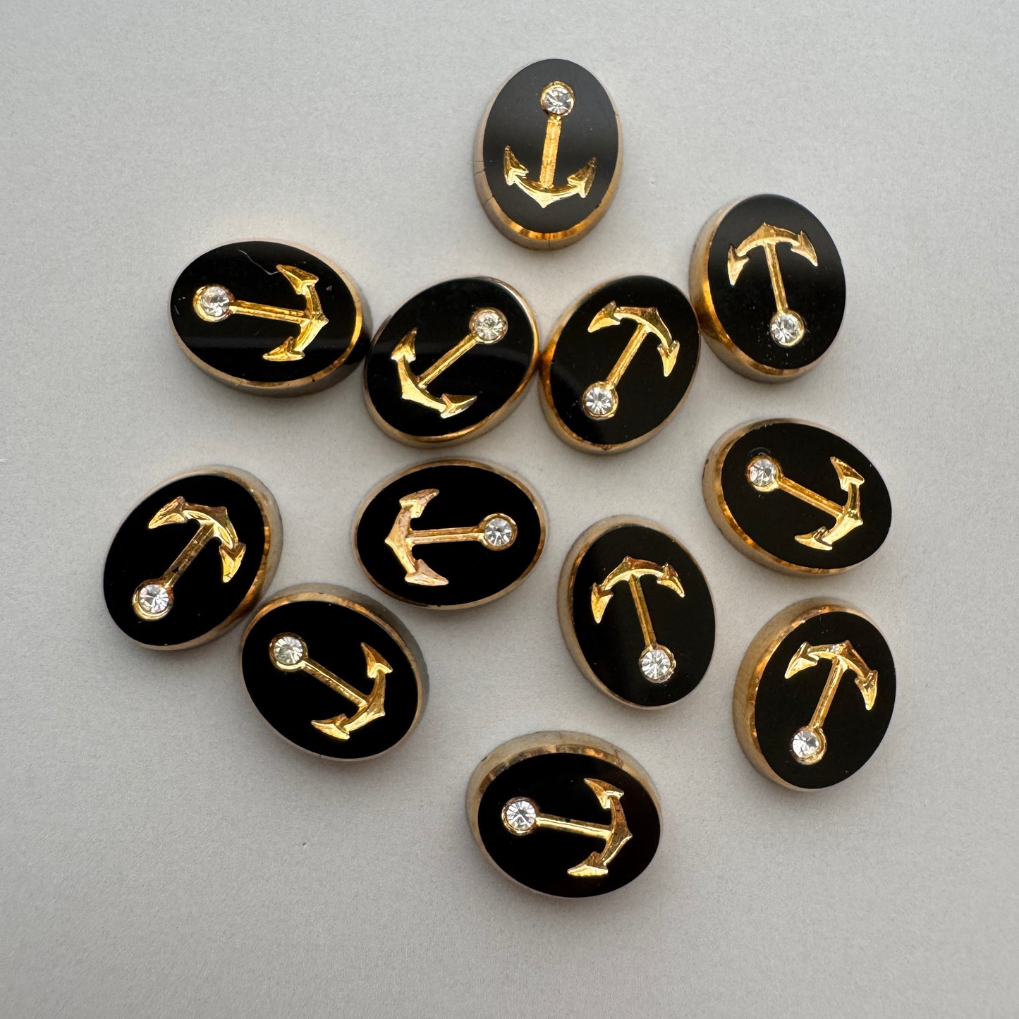 German Vintage Glass Intaglio Anchor with Chaton Cabochon Oval 10x8mm