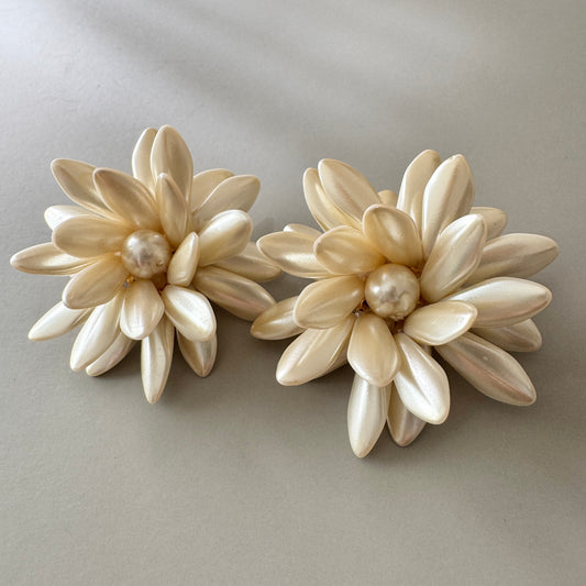 Czech Vintage Glass Pearl Flower Clip Earrings
