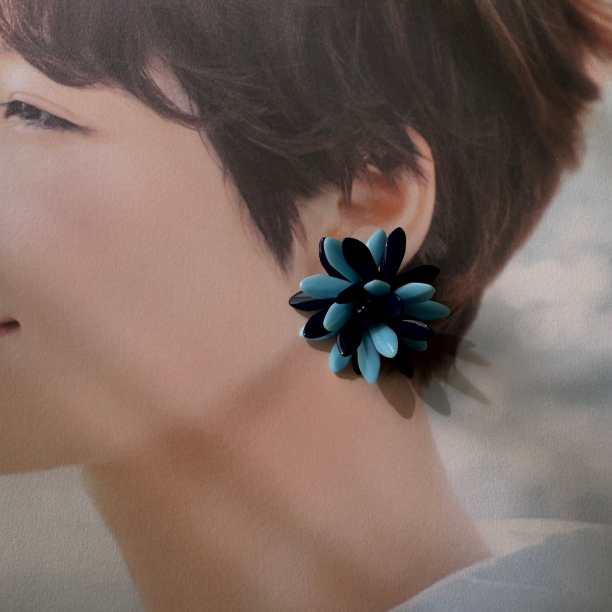 Czech Vintage Glass Flower Clip Earrings Navy Blue