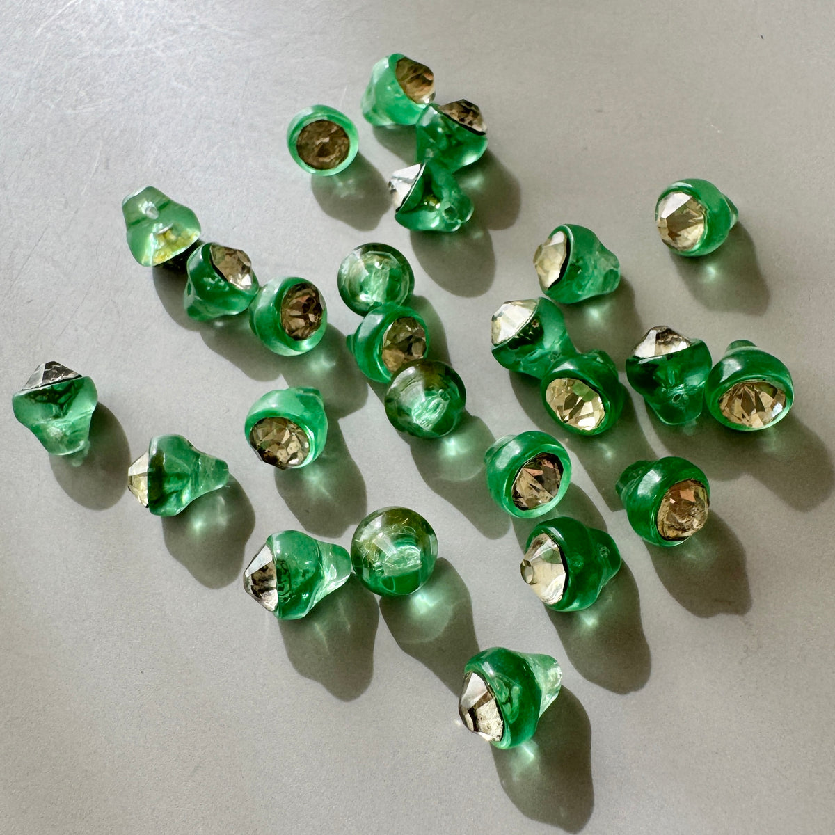Czech Vintage Vaseline Glass Button with Rhinestone 6mm【2 pcs】