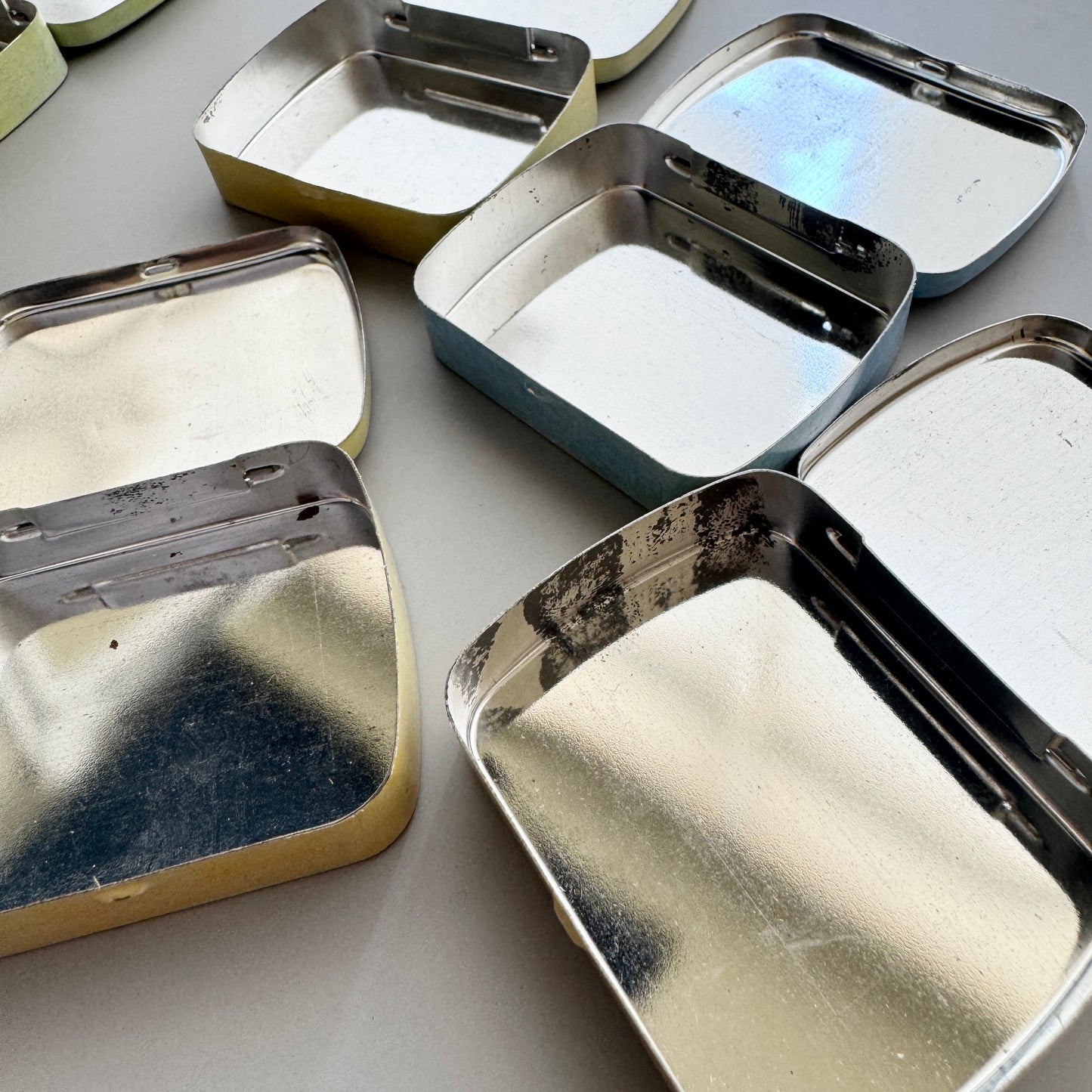 Swiss Vintage Tin Can Mini Box 48x59x16mm【4 design】