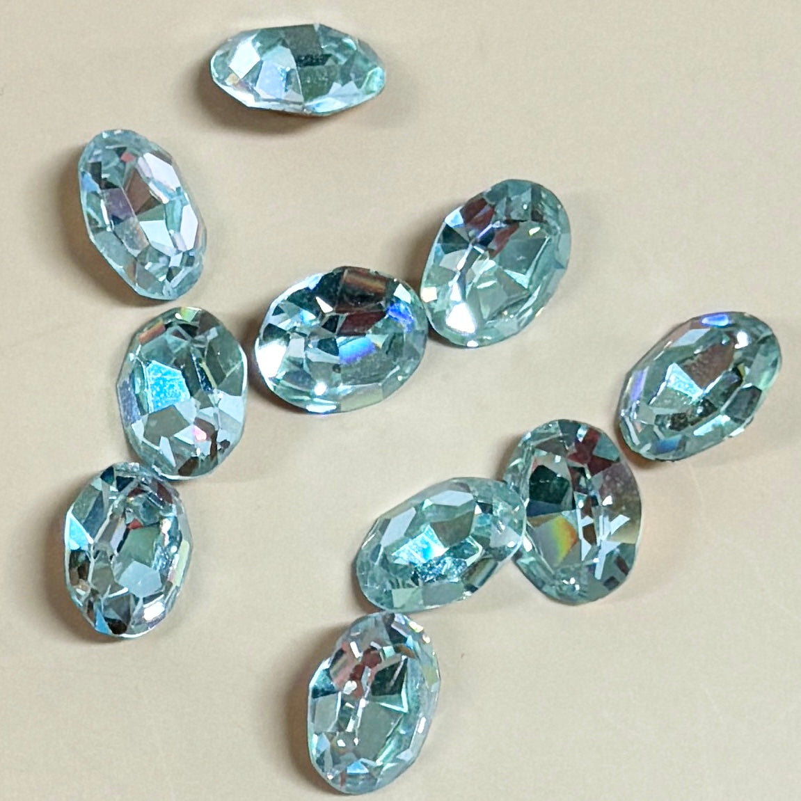 Vintage Swarovski #286 Alexandrite Oval 12×10mm