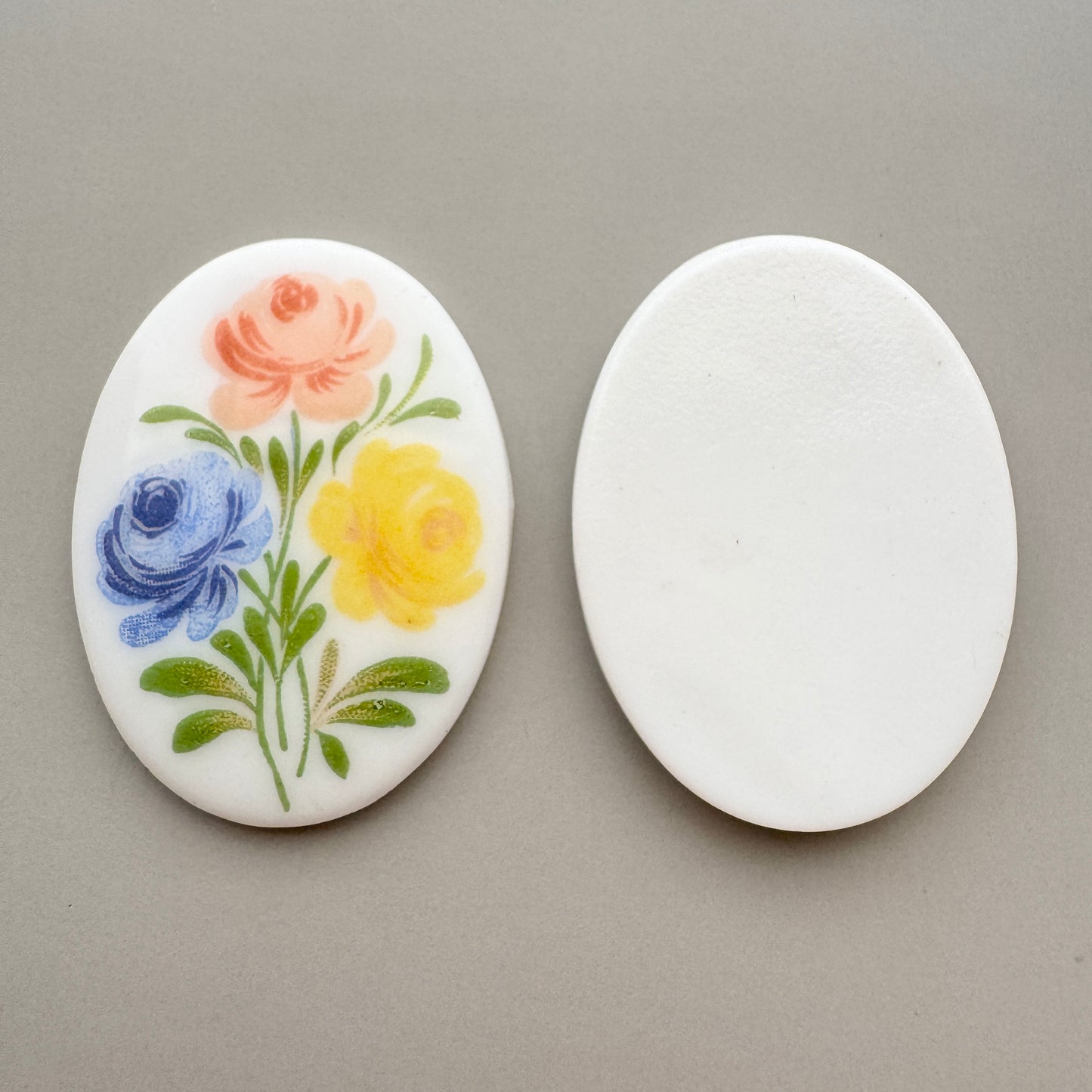 German Vintage Glass Flower Cabochon 40x30mm