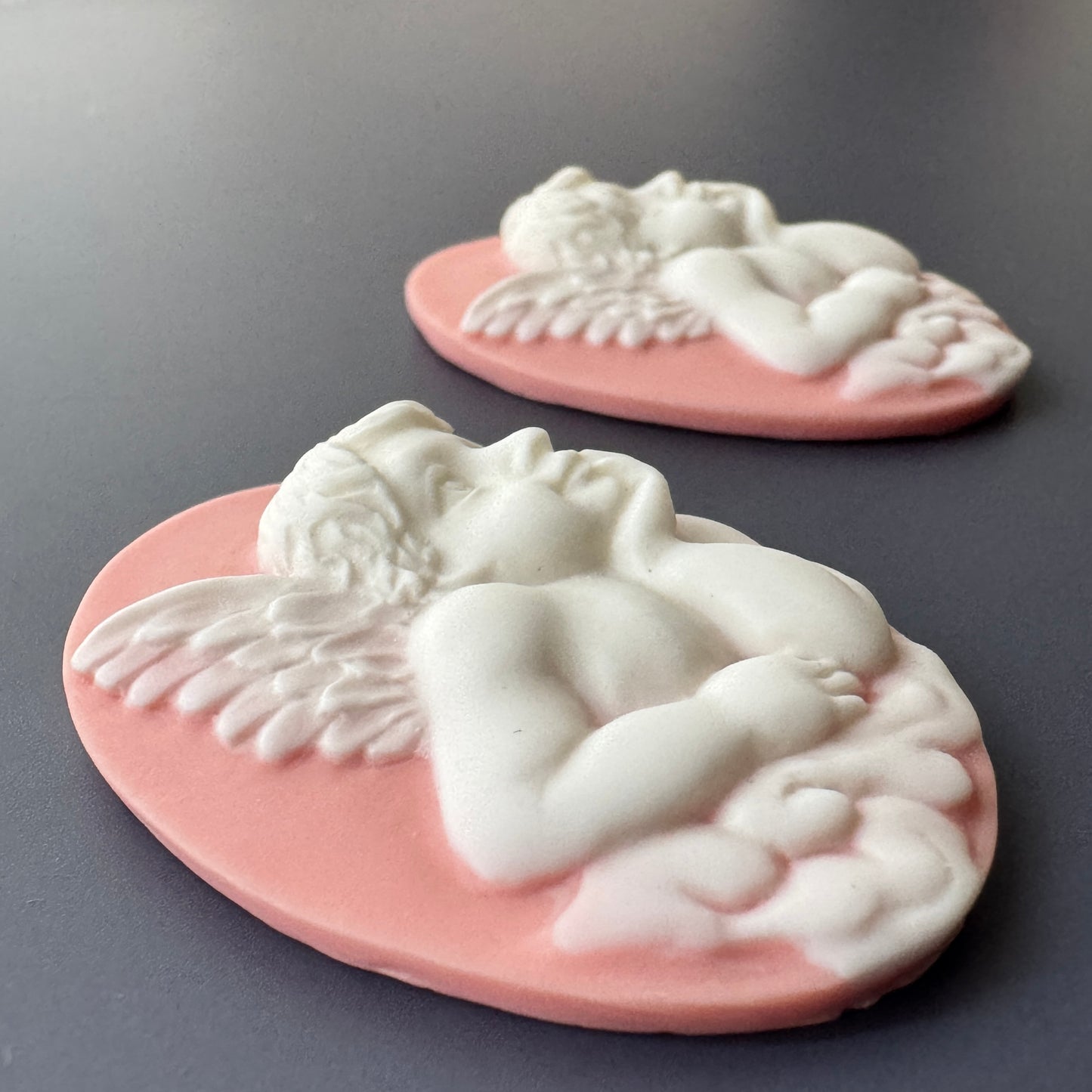 Plastic Cameo Raffaello Angel Pink 40×30mm