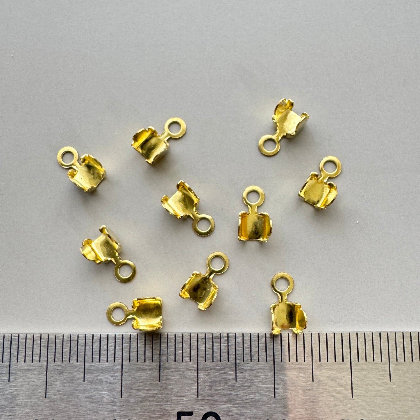 Rhinestone Chain End  for 24pp (ss12) 【10pcs】