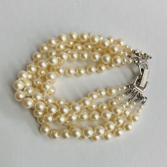 【Made in Japan】Shell Pearl 5 Strands Bracelet SP12