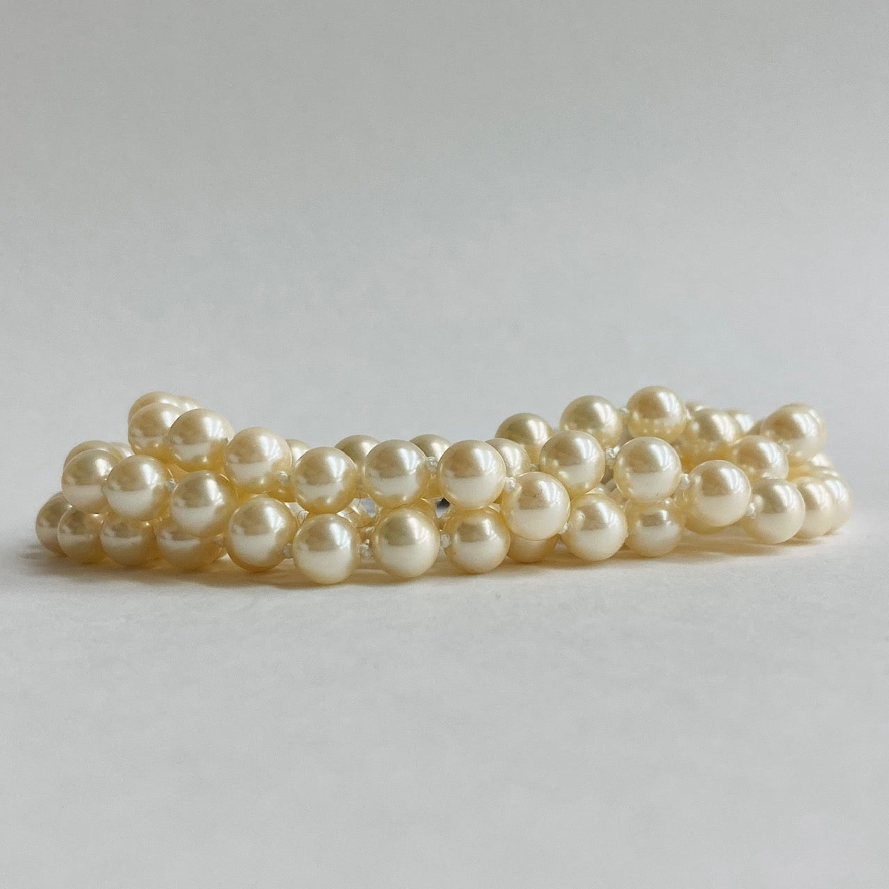 【Made in Japan】Shell Pearl 5 Strands Bracelet SP12