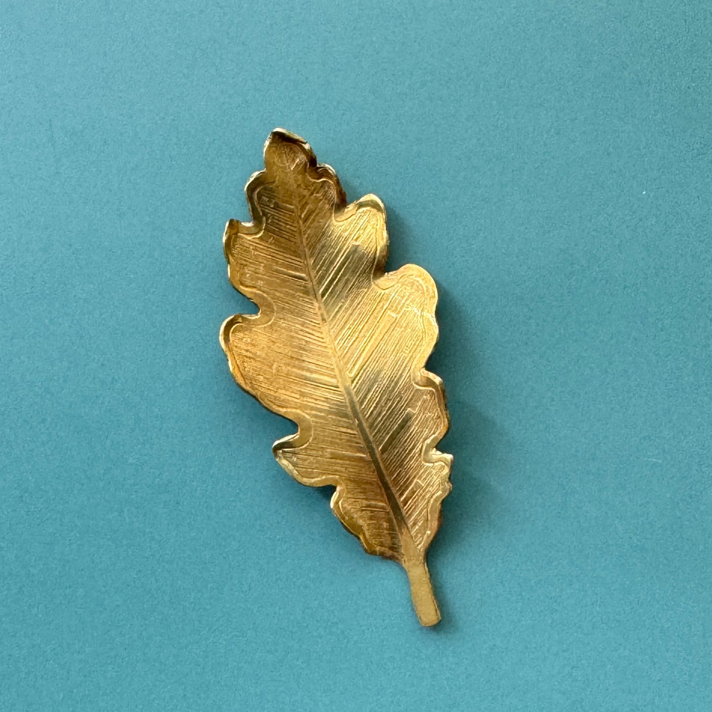 USA Vintage Brass Stamping Leaf 46x20mm