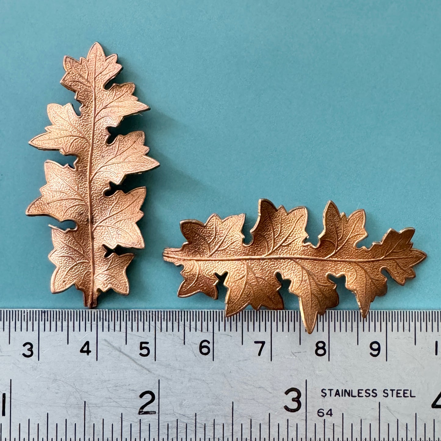 USA Vintage Brass Stamping Leaf 46x22mm