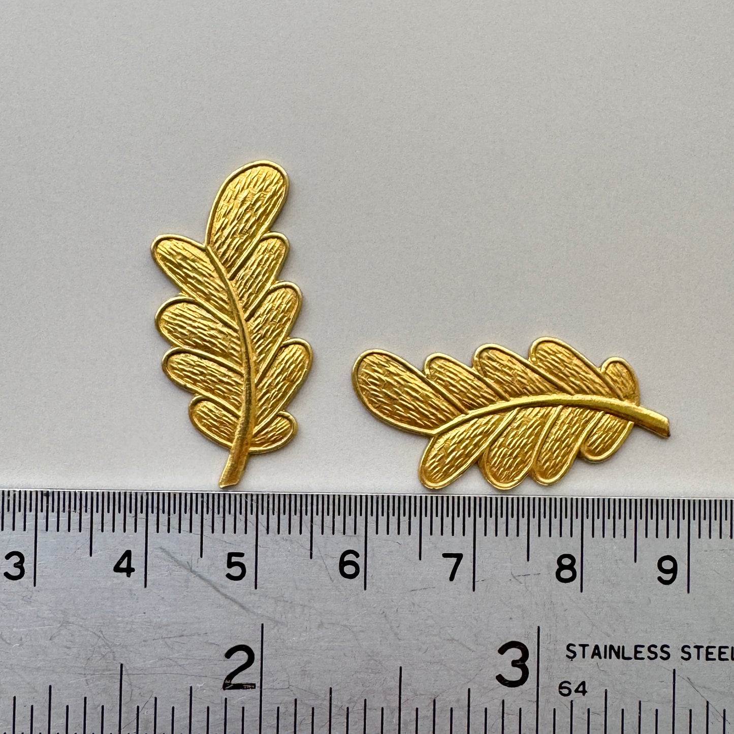 USA Brass Stamping Leaf 31x13mm