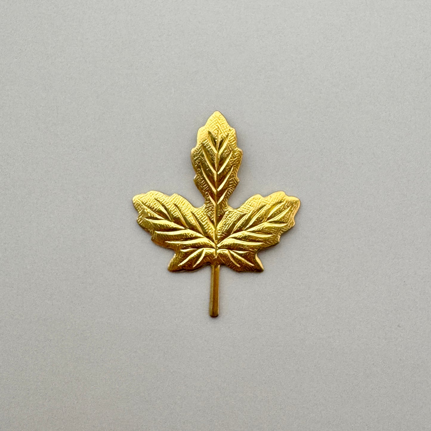 USA Vintage Brass Stampings Maple Leaves 26x21mm【3pcs】