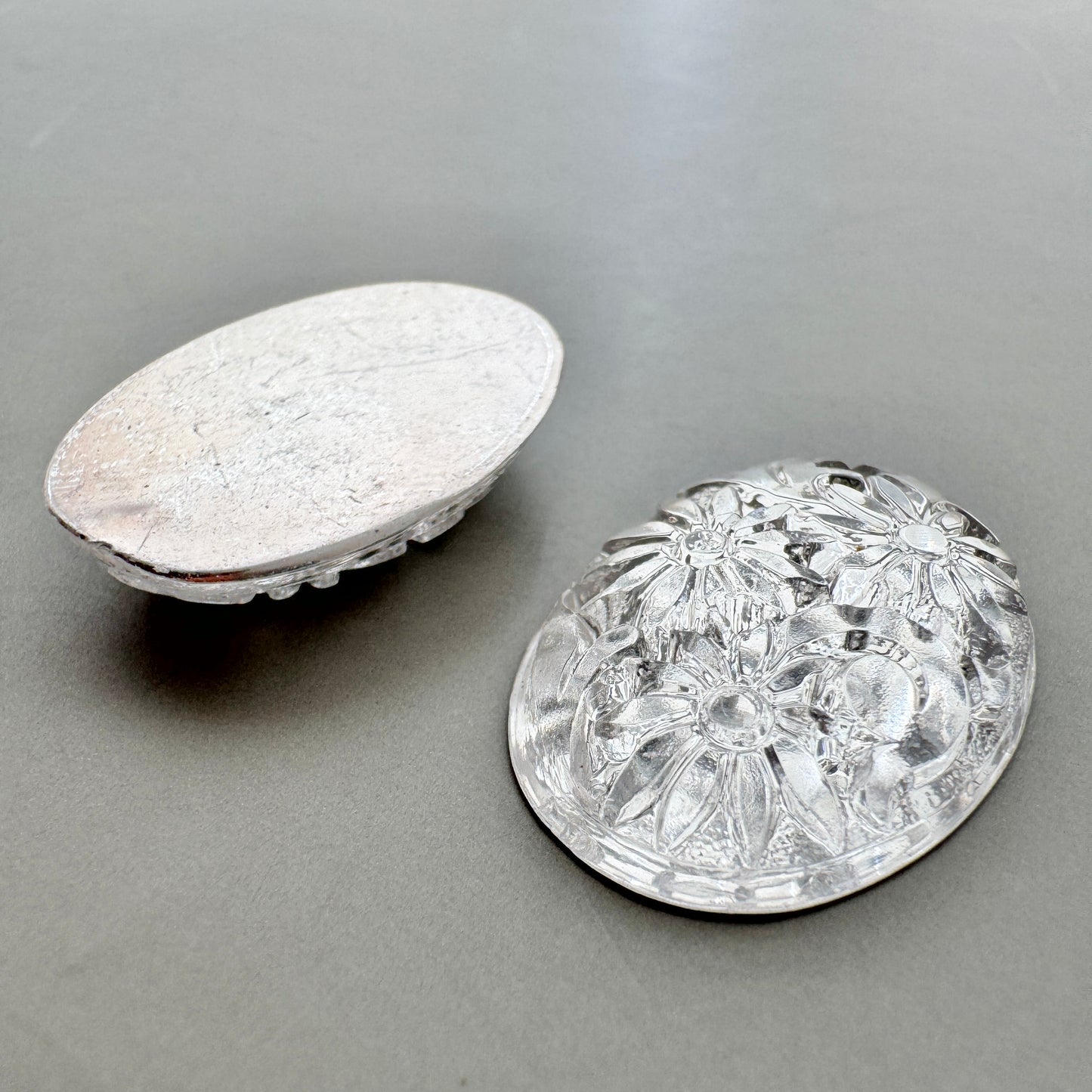 Japan Vintage Plastic Cabochon Clear Flowers 25x18mm